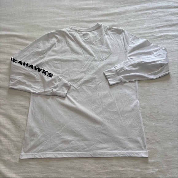 Men’s G-III Seattle Seahawks Long Sleeve Tee - Picture 5 of 9
